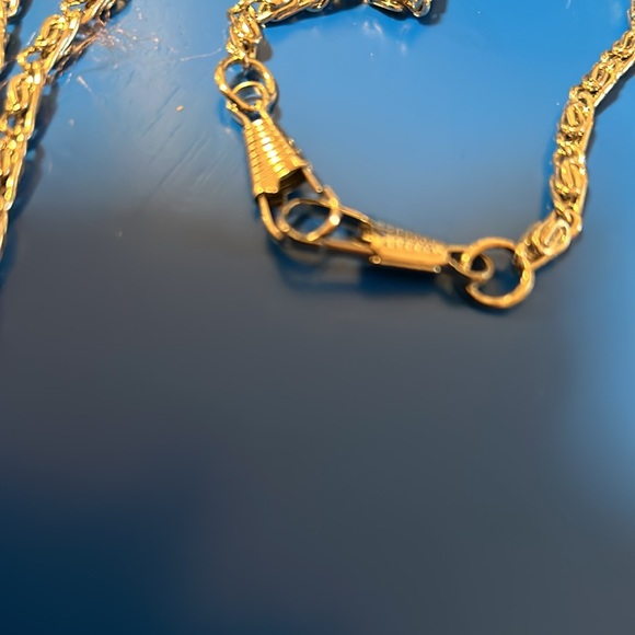 Silver Chain - Picture 4 of 5